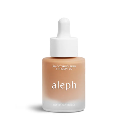 NEW RELEASE
Medium - Smoothing Skin Tint / SPF20
30mL